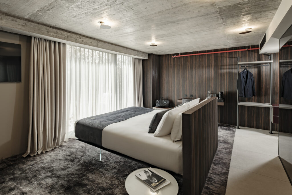 BRIANGRECH-Fitch-0211-HDR